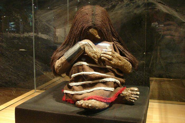 suku inca terkenal akan ritual kejam pengurbanan anak