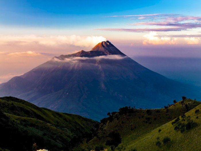 Gunung Semeru Meletus Ini Fakta-Fakta Tak Terduga Terkait Gunung Berapi