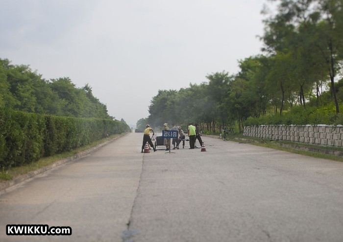 Perbaikan jalan Kwikku, Perbaikan jalan