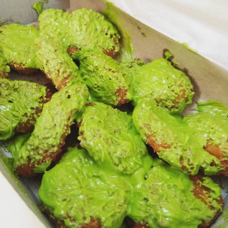 JAKARTA Pisang Kayang Kwikku, JAKARTA Pisang Kayang