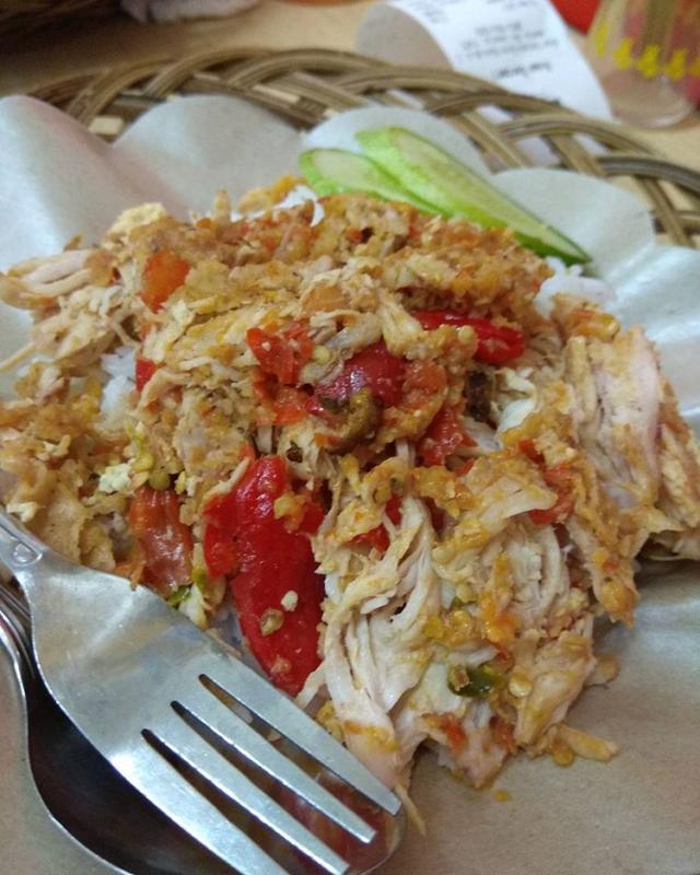 JAKARTA Ayam Berseri Kwikku, JAKARTA Ayam Berseri