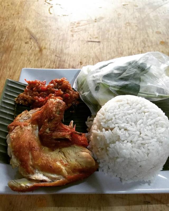 JAKARTA Ayam Penyet Bang Aswin Kwikku, JAKARTA Ayam Penyet Bang Aswin