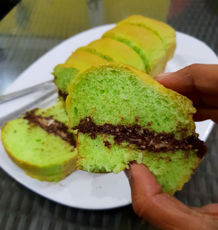 Roti Gemboong Sungai Mahakam Kwikku, Roti Gemboong Sungai Mahakam