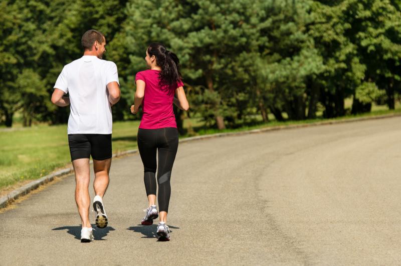 Jogging berdua keliling taman Kwikku, Jogging berdua keliling taman