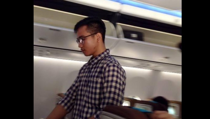 Nggak Malu Naik Pesawat Kelas Ekonomi Kwikku, Nggak Malu Naik Pesawat Kelas Ekonomi