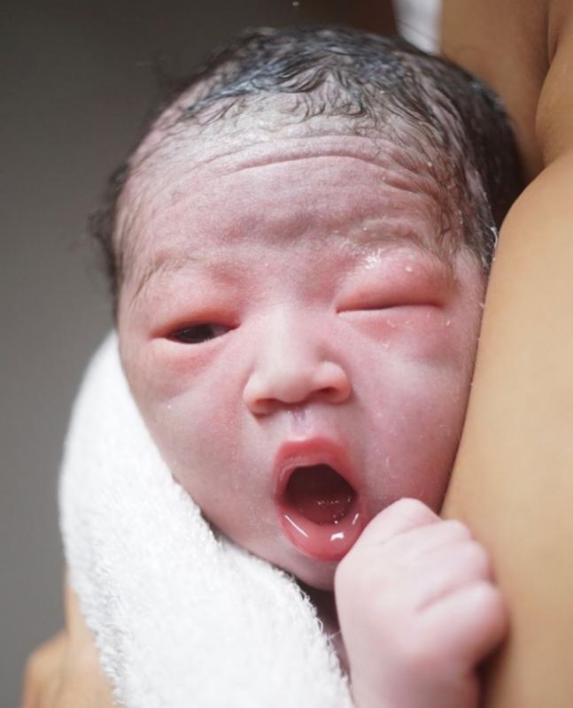 Bayi mungil ini kini telah memiliki nama Aksadaru Mahameru Kwikku, Bayi mungil ini kini telah memiliki nama Aksadaru Mahameru