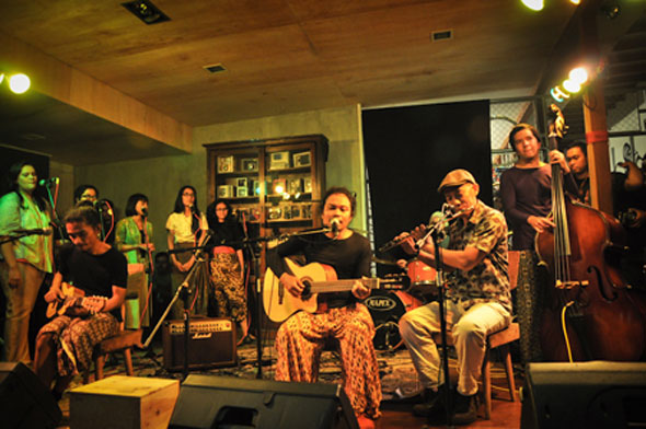 Manggung di Berbagai Event Musik Indie Kwikku, Manggung di Berbagai Event Musik Indie