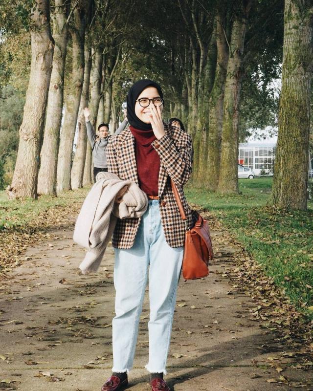 Poeti Nazura Gulfira nazuragulfira Kwikku, Poeti Nazura Gulfira nazuragulfira