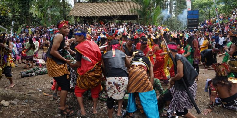 Festival Rowo Bayu Kwikku, Festival Rowo Bayu