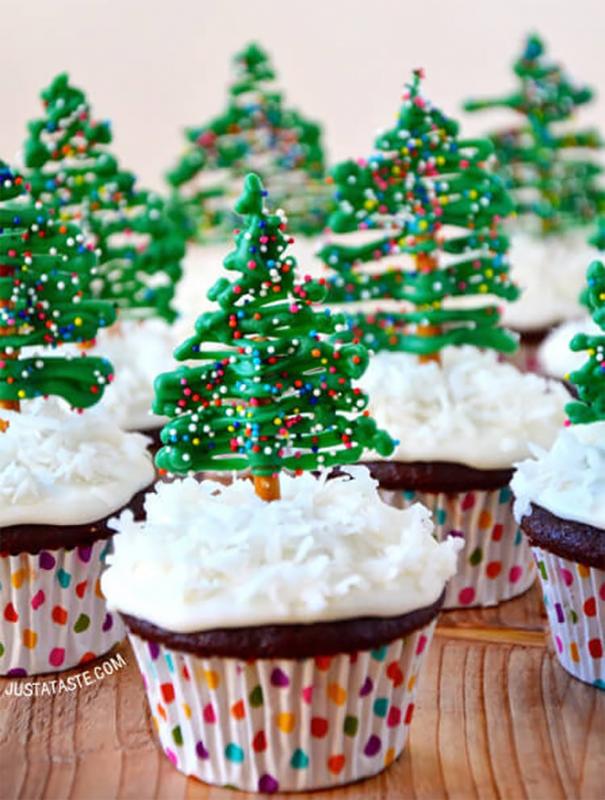 Christmas tree cupcakes Terasa banget ya suasana Natalnya Kwikku, Christmas tree cupcakes Terasa banget ya suasana Natalnya