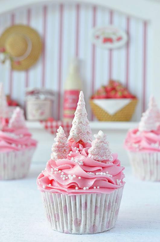 Pink cream cupcakes feminin sekali Kwikku, Pink cream cupcakes feminin sekali