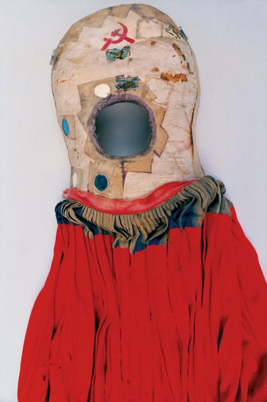 Kwikku, Korset dan rok yang biasa dikenakan Kahlo