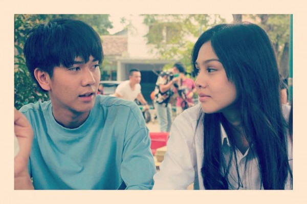 Chemistry Iqbaal dan Vanesha memang dapat banget Lihat deh tatapan Milea itu Kwikku, Chemistry Iqbaal dan Vanesha memang dapat banget Lihat deh tatapan Milea itu