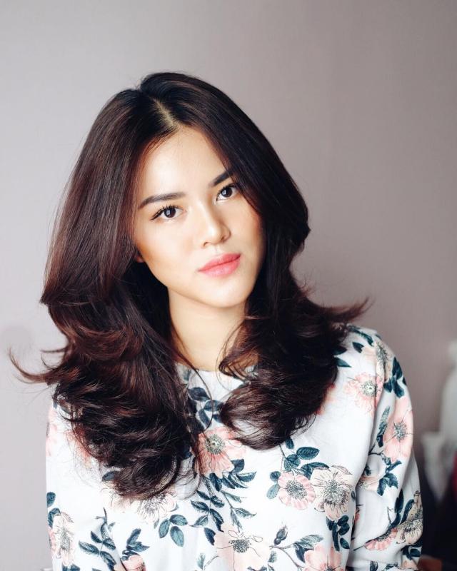 Bahkan bentuk wajahnya pun nggak ada bedanya sama si pelantun Serba Salah Kwikku, Bahkan bentuk wajahnya pun nggak ada bedanya sama si pelantun Serba Salah