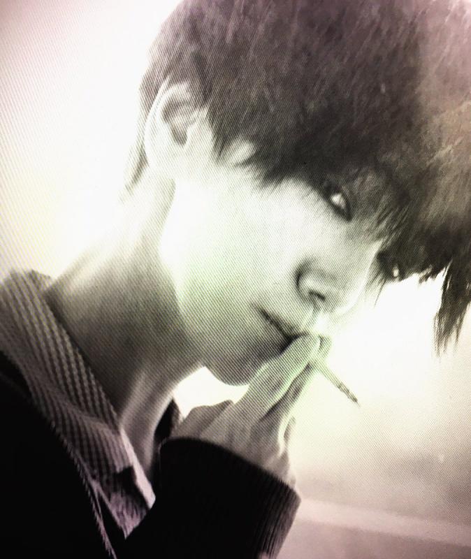 Kwikku, Yesung Super Junior juga blakblakan bahwa dirinya adalah seorang perokok