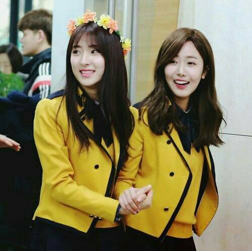 SinB GFRIEND dan Eunseo Cosmic Girl pernah mengunggah foto berdua Ternyata mereka teman satu jurusan di School of Performing Arts Seoul Kwikku, SinB GFRIEND dan Eunseo Cosmic Girl pernah mengunggah foto berdua Ternyata mereka teman satu jurusan di School of Performing Arts Seoul