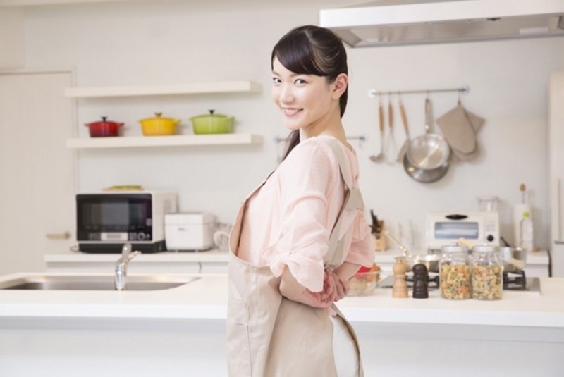 Cewek dengan hobi memasak dan bahkan mengikuti kelas memasak Kwikku, Cewek dengan hobi memasak dan bahkan mengikuti kelas memasak