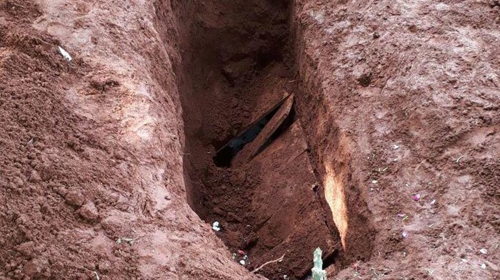 Mitos Tali Pocong Selasa Legi Kwikku, Mitos Tali Pocong Selasa Legi