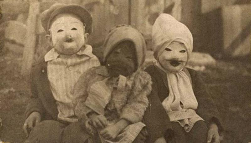 Topeng Halloween Era an yang Dibuat Seadanya Kwikku, Topeng Halloween Era an yang Dibuat Seadanya