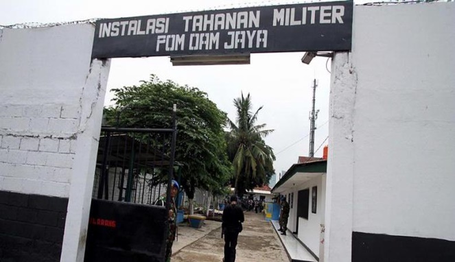 Sosok Baju Putih di Rutan TNI Kwikku, Sosok Baju Putih di Rutan TNI