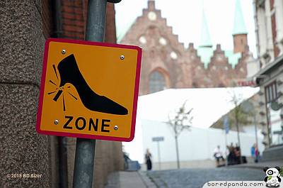 Yang pake high heels jangan lewat di jalan ini nanti patah Hahaha Kwikku, Yang pake high heels jangan lewat di jalan ini nanti patah Hahaha