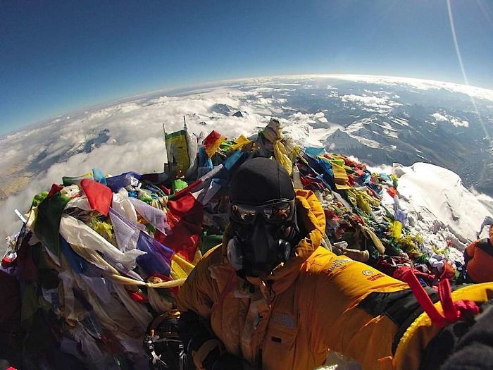 Percaya atau gak beginilah potret puncak gunung Everest Banyak sampahnya Kwikku, Percaya atau gak beginilah potret puncak gunung Everest Banyak sampahnya