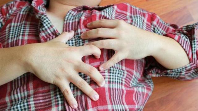 Sering Sakit Di Bagian Dada Sebelah Kiri Kwikku, Sering Sakit Di Bagian Dada Sebelah Kiri