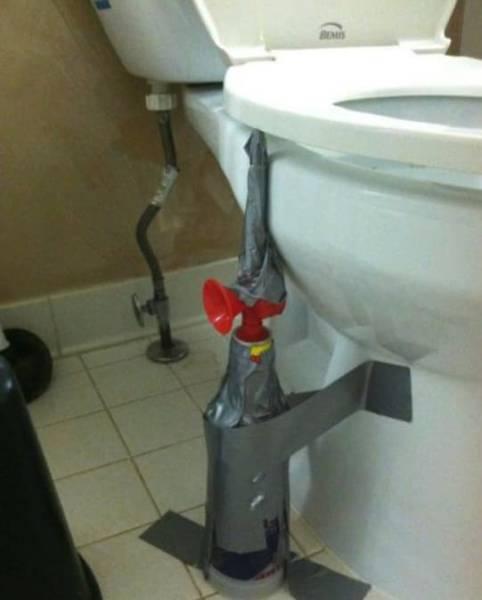 Bukan hanya di area kerja saja yang memiliki potensi prank tingkat tinggi ada kalanya ketika kalian ingin menanangkan diri di toilet kalian mungkin akan di kejutkan juga dengan prank terompet yang satu ini Kwikku, Bukan hanya di area kerja saja yang memiliki potensi prank tingkat tinggi ada kalanya ketika kalian ingin menanangkan diri di toilet kalian mungkin akan di kejutkan juga dengan prank terompet yang satu ini