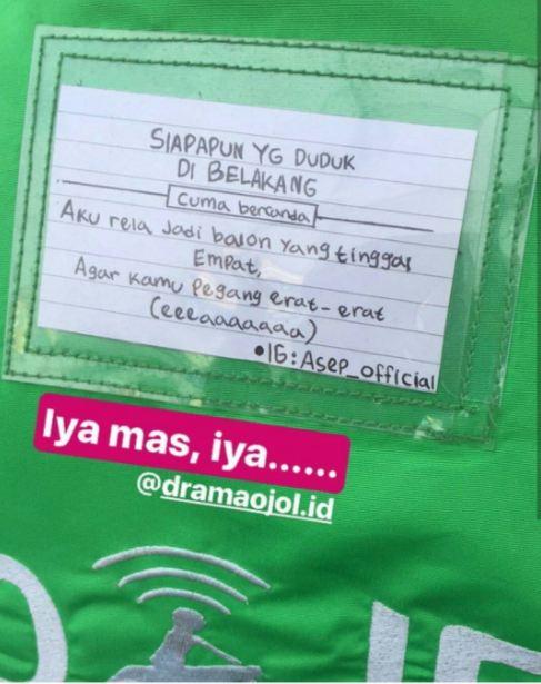 Kalo pesanpesan yang seperti model satu ini pernah kah kalian temukan Pasti pengalaman yang cukup unik bukan Kwikku, Kalo pesanpesan yang seperti model satu ini pernah kah kalian temukan Pasti pengalaman yang cukup unik bukan