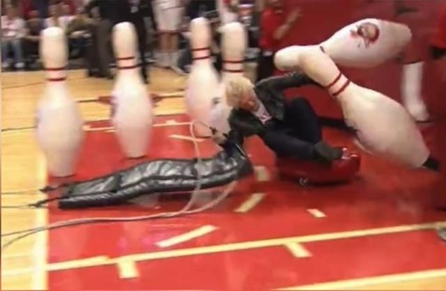 Human Bowling Kwikku, Human Bowling