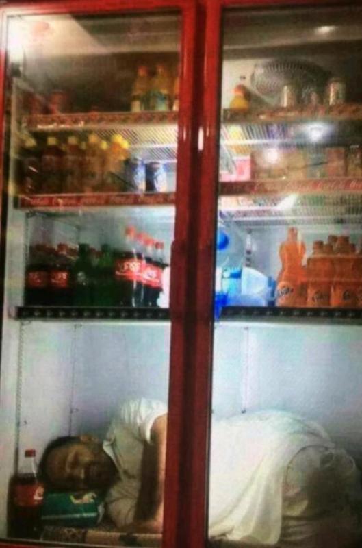 Dari pada mahalmahal membeli AC mendingan kita gunakan beberapa perlengkapan yang sudah ada dengan bijak Tidak usah gunakan sesering mungkin di saat mau tidur saja sudah cukup Kwikku, Dari pada mahalmahal membeli AC mendingan kita gunakan beberapa perlengkapan yang sudah ada dengan bijak Tidak usah gunakan sesering mungkin di saat mau tidur saja sudah cukup