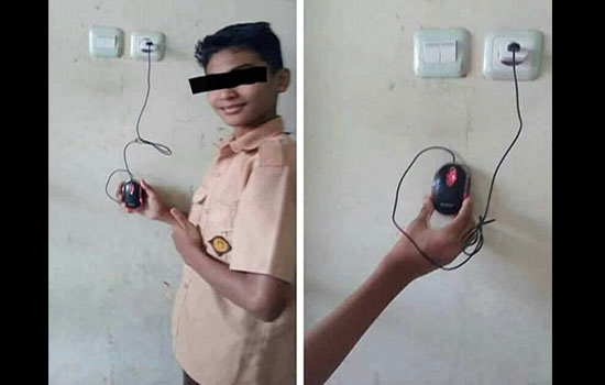Anak jaman now emang udah pada stress ya Masa mouse di gunakan seperti itu Pake angkat jempol segala lagi Kwikku, Anak jaman now emang udah pada stress ya Masa mouse di gunakan seperti itu Pake angkat jempol segala lagi
