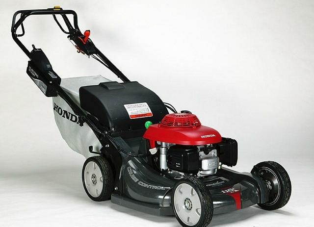 Pemotong Rumput Roda Empat Kwikku, Pemotong Rumput Roda Empat