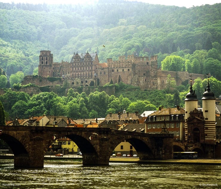 Kastil Heidelberg yang terletak di Jerman Sungguh peninggalan sejarah yang sangat memukau Kwikku, Kastil Heidelberg yang terletak di Jerman Sungguh peninggalan sejarah yang sangat memukau