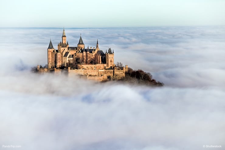 Bagaikan mengapung di atas awan Kastil Hohenzollern Jerman Kwikku, Bagaikan mengapung di atas awan Kastil Hohenzollern Jerman