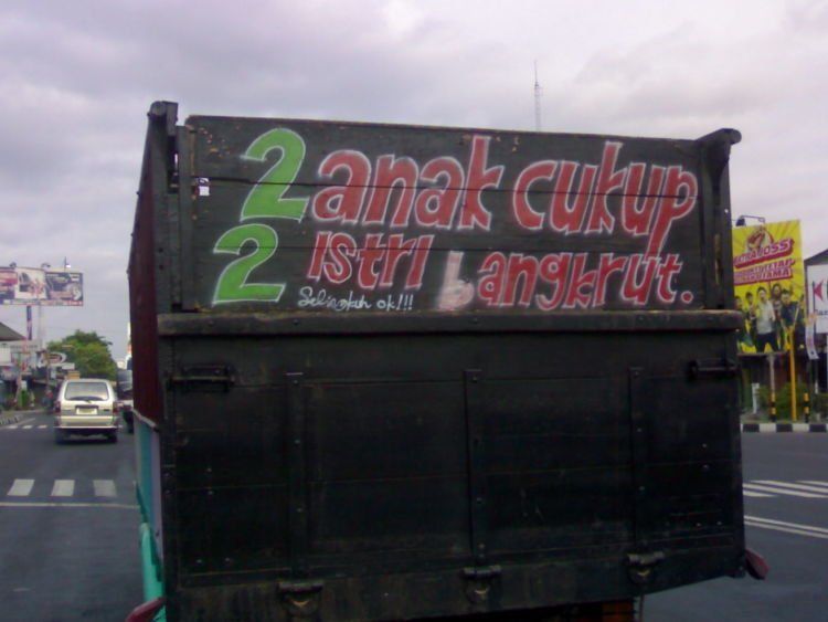 Benar banget nih katakata dalam tulisan ini Eh tunggu dulu ada tulisan kecilnya tuh Wahwah gak jadi deh mujinya Kwikku, Benar banget nih katakata dalam tulisan ini Eh tunggu dulu ada tulisan kecilnya tuh Wahwah gak jadi deh mujinya