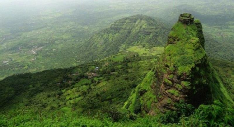 Kalavantin Pinnacle Maharashtra India Kwikku, Kalavantin Pinnacle Maharashtra India