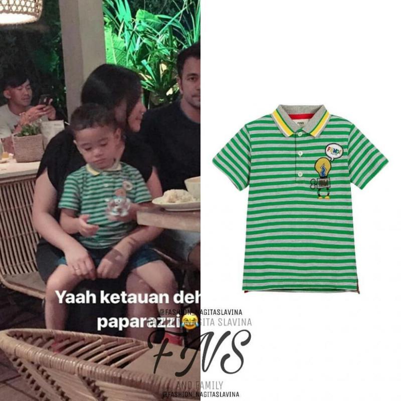 Nah kalo yang satu ini sudah gak perlu dipertanyakan lagi nih Anak dari artis papan atas Raffi Ahmad ini terlihat sedang mengenakan Striped Polo Tshirt dari Fendi yang harganya Rp juta Gimana Rafathar kece abis kan yah Kwikku, Nah kalo yang satu ini sudah gak perlu dipertanyakan lagi nih Anak dari artis papan atas Raffi Ahmad ini terlihat sedang mengenakan Striped Polo Tshirt dari Fendi yang harganya Rp juta Gimana Rafathar kece abis kan yah
