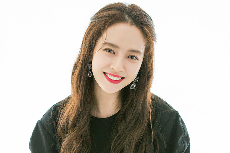Kwikku, Song Ji Hyo  Agustus