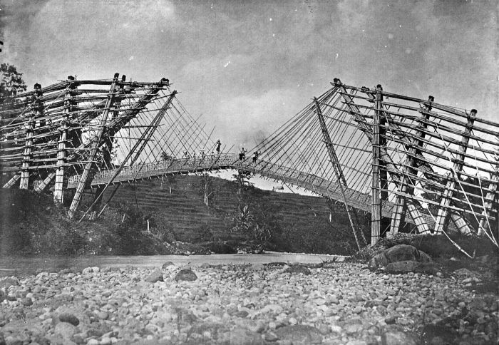 Jembatan Bambu Kwikku, Jembatan Bambu