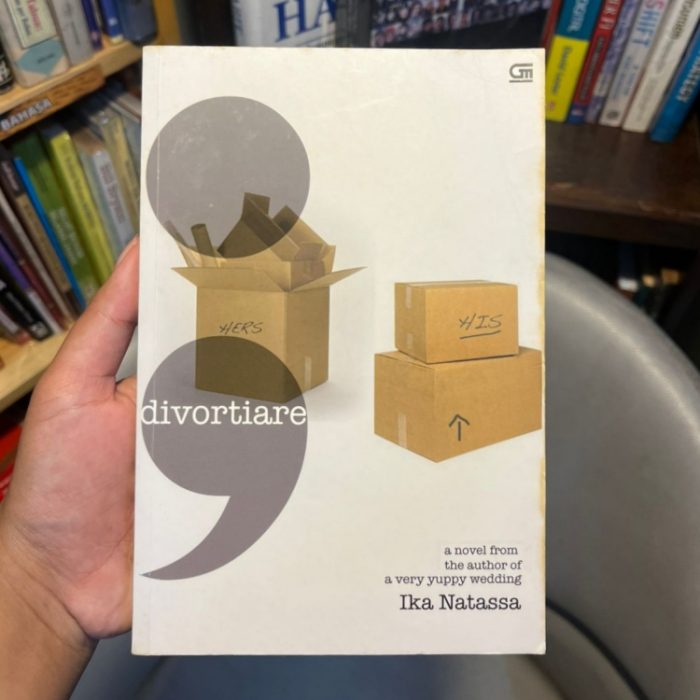 Buku Divortiare Oleh Ika Natassa